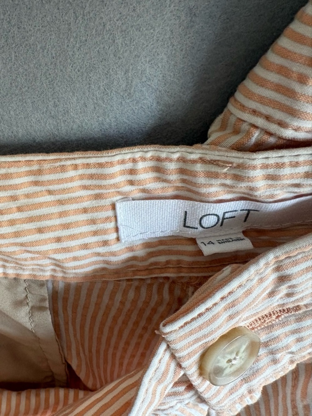 LOFT Palmer Wide Leg Cropped Pale Orange Seersucker Striped Chinos sz 14 - Picture 5 of 7